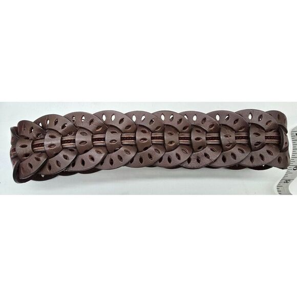 Old Navy Accessories - VTG Old Navy Womens Brown Genuine Leather Belt Woven Design Sz M W Brass Buckle
